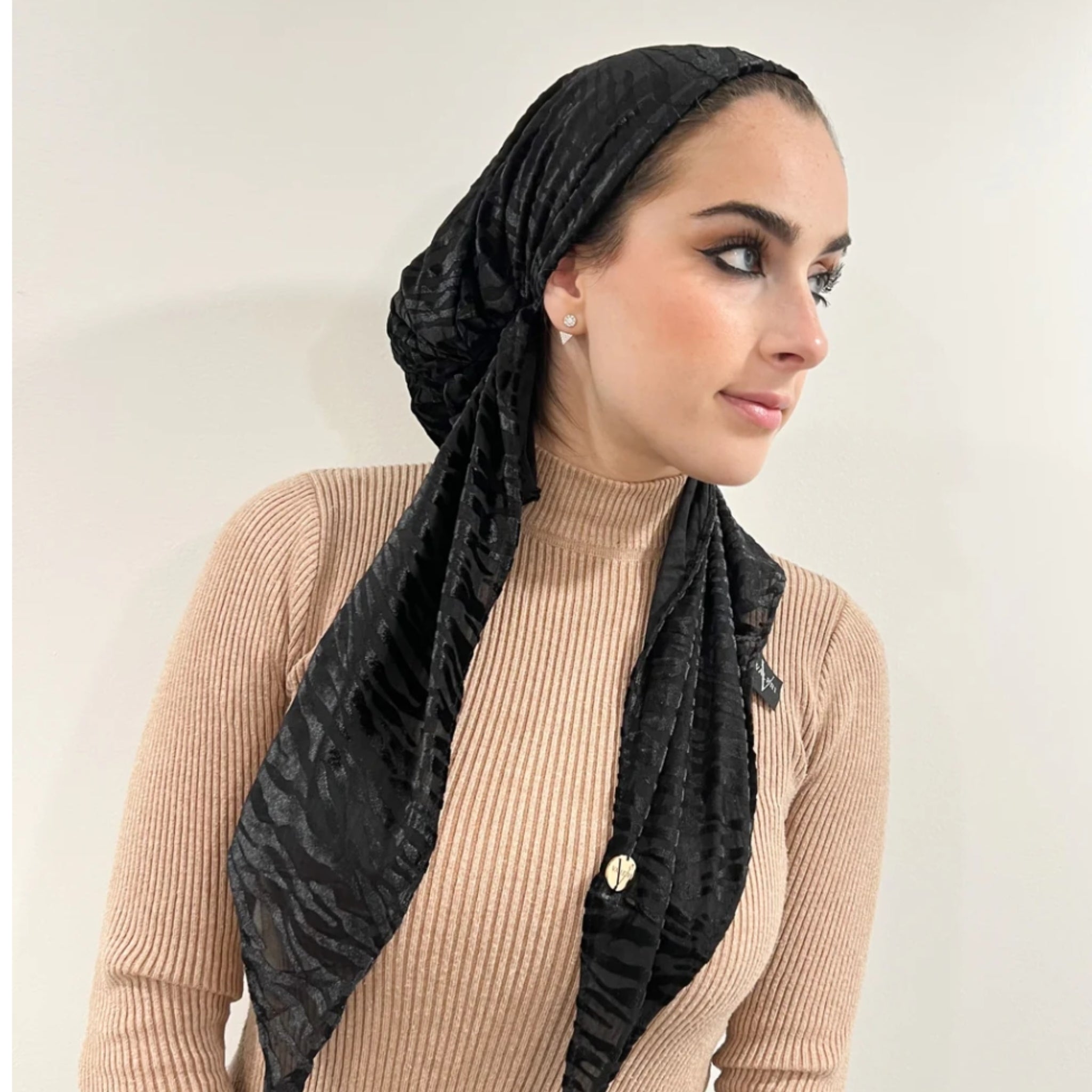 Tiger Velvet Pretied Scarf by Valeri – The Mimi Boutique