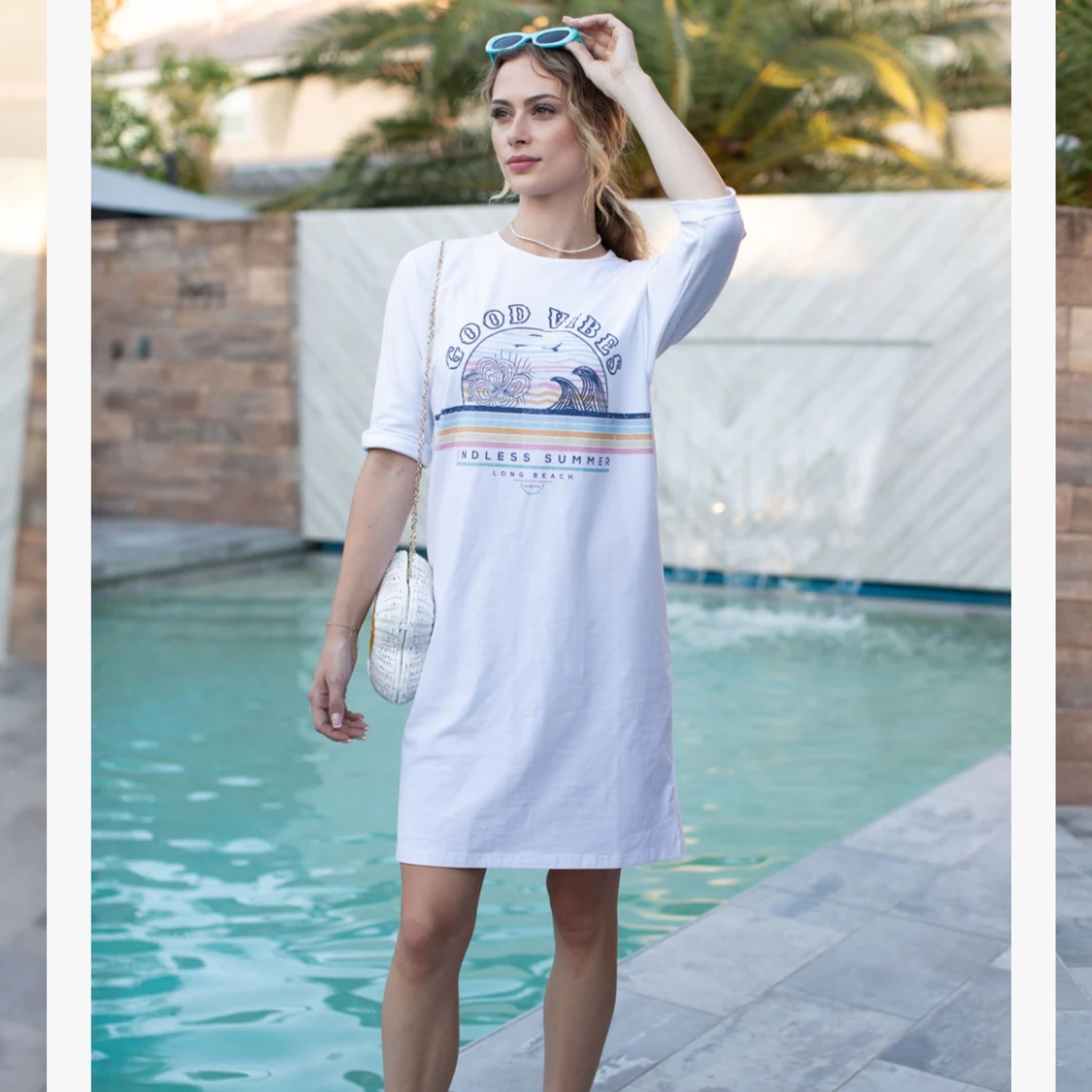 Tshirt Dress Good Vibes White Adina LV – The Mimi Boutique