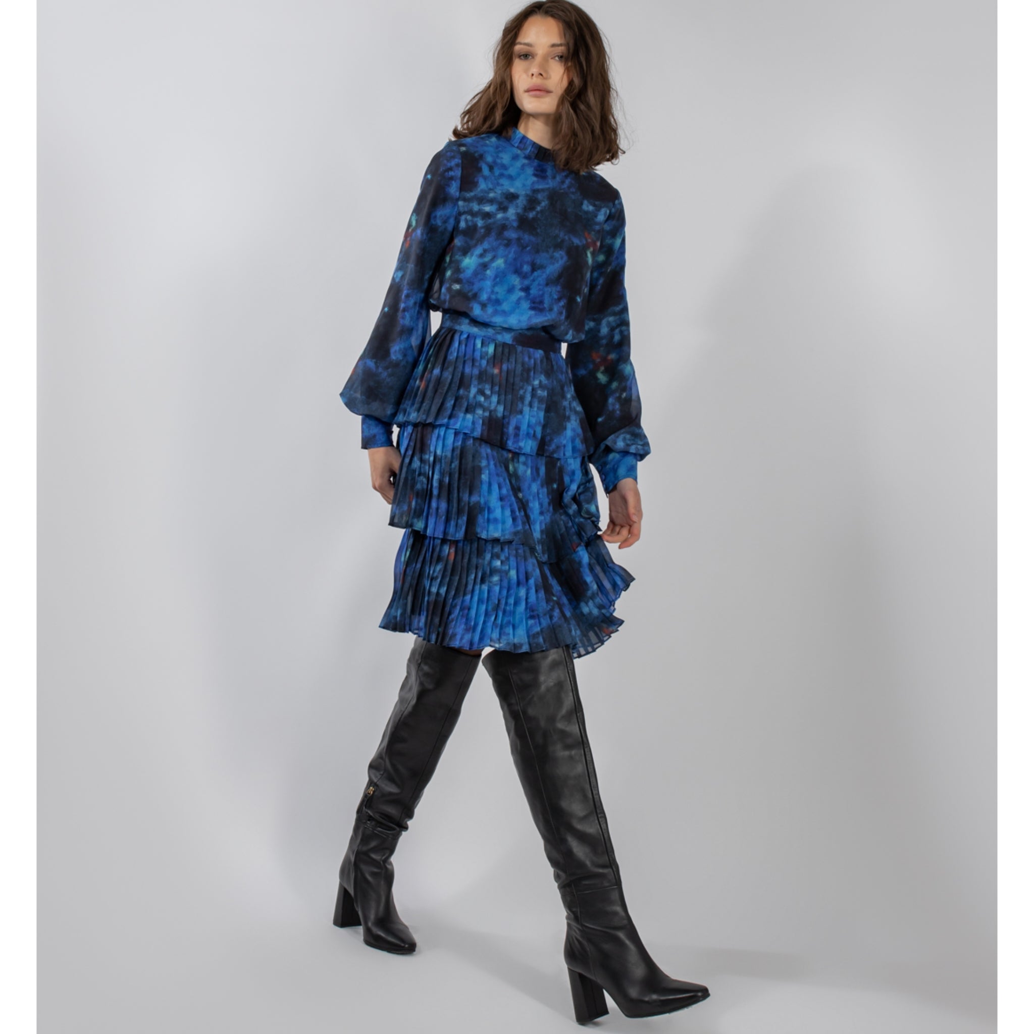 Layered Pleated Blue Printed Dress – The Mimi Boutique